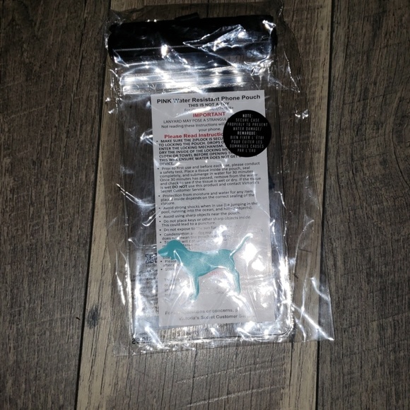 Nwt victorias secret phone water pouch - Picture 1 of 4